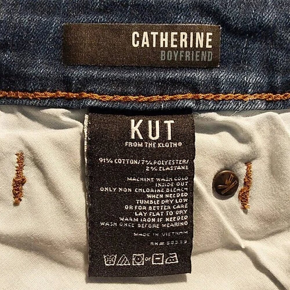 Kut from the Kloth Catherine Boyfriend High-Rise Crop Jean Great Condition - 22W - Picture 9 of 10